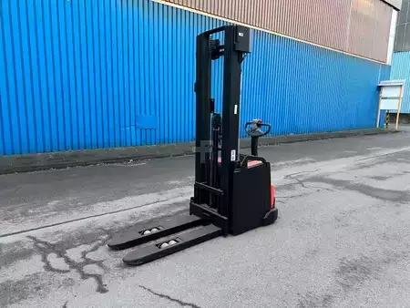 Pallestabler 2017  BT/Toyota SWE160 (10)