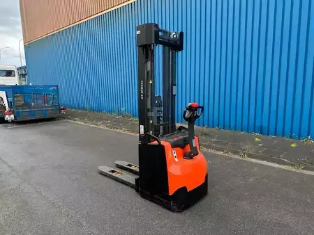 Hochhubwagen 2017  BT/Toyota SWE145 (2)