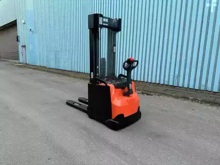 Hochhubwagen 2017  BT/Toyota SWE160L (9)