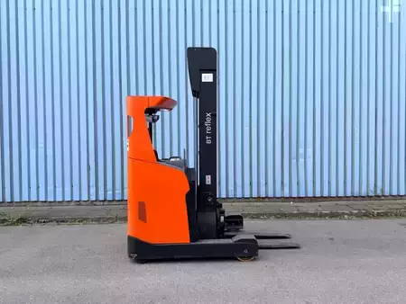 Schubmaststapler 2017  BT/Toyota RRE160H (2)