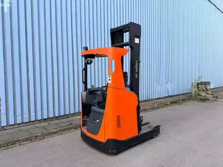 Schubmaststapler 2017  BT/Toyota RRE160H (4)