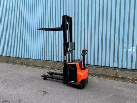 Hochhubwagen 2018  BT/Toyota SWE200D (10)
