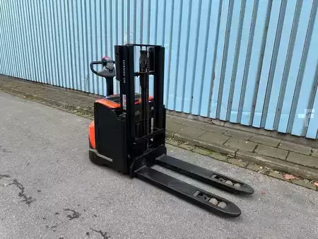 Hochhubwagen 2018  BT/Toyota SWE200D (4)