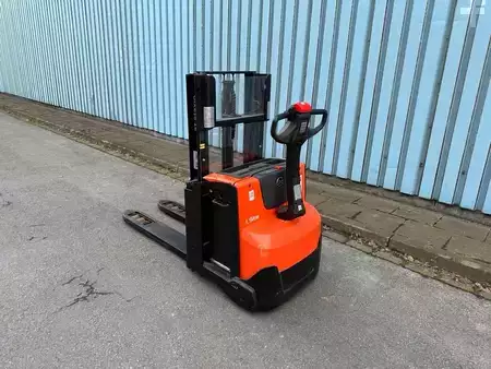 Hochhubwagen 2018  BT/Toyota SWE200D (5)