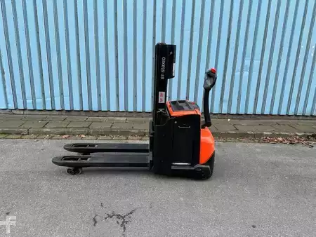 Hochhubwagen 2018  BT/Toyota SWE200D (8)