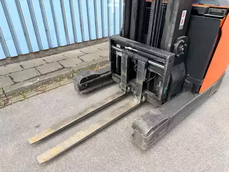 Schubmaststapler 2019  BT/Toyota RRE160H (12)