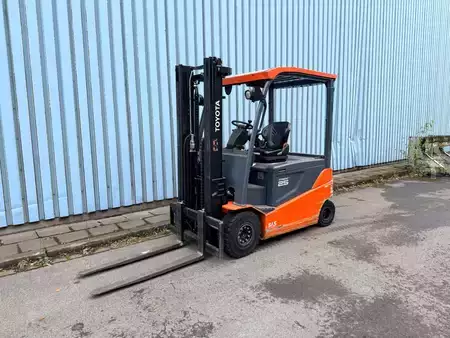 El truck - 4 hjulet 2021  BT/Toyota 8FBMT25 (7)