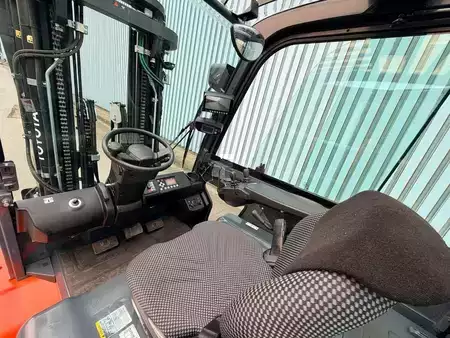 El truck - 4 hjulet 2019  BT/Toyota 8FBMT50 (12)