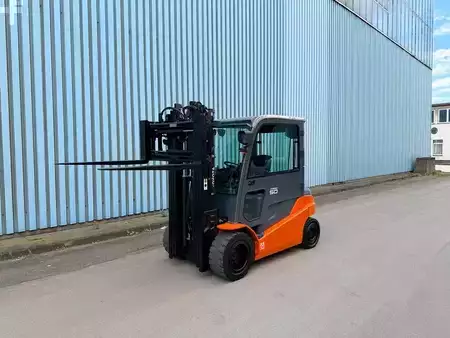 El truck - 4 hjulet 2019  BT/Toyota 8FBMT50 (5)