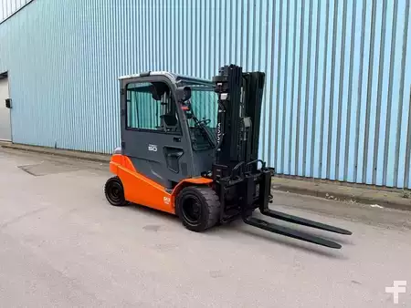 El truck - 4 hjulet 2019  BT/Toyota 8FBMT50 (8)