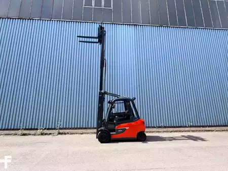 Elektro 4 Rad 2022  Linde E35L-01 (2)