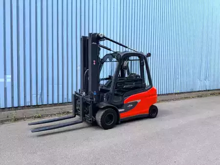 Elektro 4 Rad 2022  Linde E35L-01 (5)