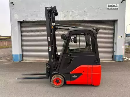 Sähkö - 3 pyör 2018  Linde E16C-02 (8)