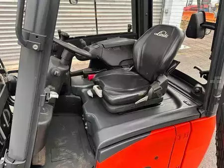 Sähkö - 3 pyör 2018  Linde E16C-02 (9)