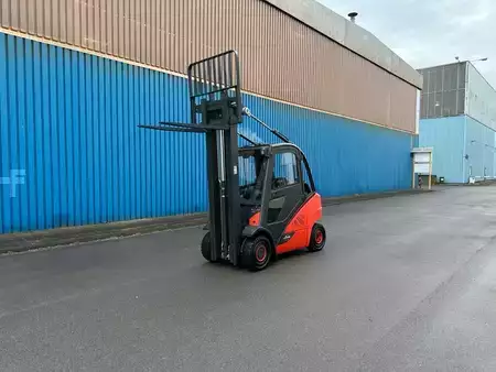 Treibgasstapler 2017  Linde H25T-01 (10)