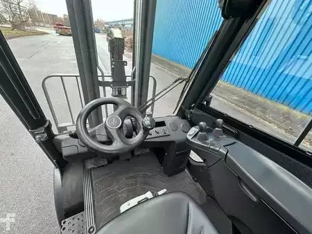 Treibgasstapler 2017  Linde H25T-01 (9)