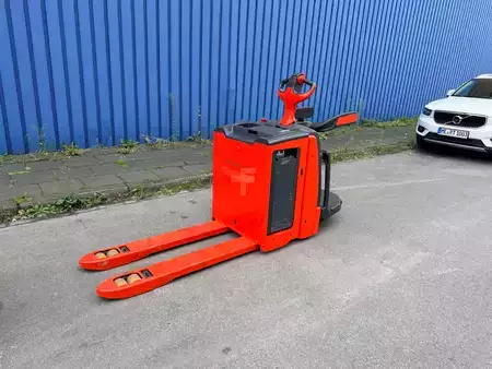 Niederhubwagen 2021  Linde T20 AP (2)