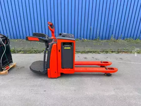 Niederhubwagen 2021  Linde T20 AP (6)