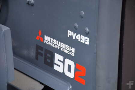Mitsubishi FB50 2
