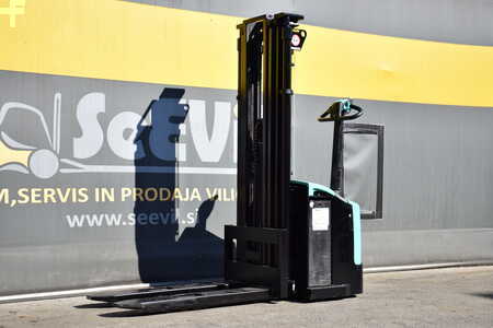 Ruční vysokozdvižný vozík 2006  Mitsubishi SBP16N (2)