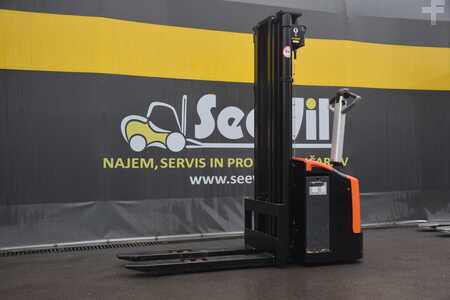 Niederhubwagen 2011  Rocla SW16ac (2)