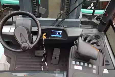 El Truck - 4-hjul 2015 Mitsubishi FB50 2 (8)