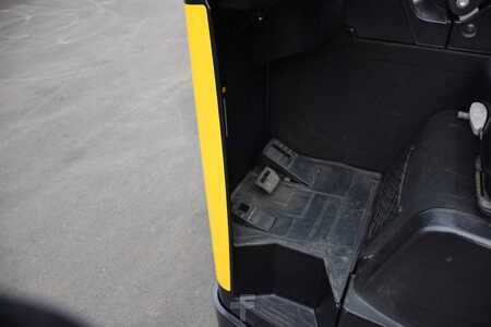 Tolóoszlopos targonca 2007  CAT Lift Trucks NR14N (10)