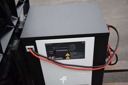 Tolóoszlopos targonca 2007  CAT Lift Trucks NR14N (11)