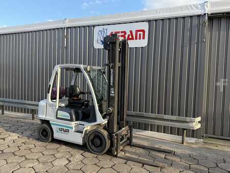 Carretilla elevadora GLP 2018  Unicarriers U1D2A25LQ (2)