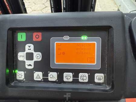 Elektromos 3 kerekű 2018  Toyota 8FBE20T (8)