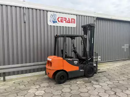 Carretilla elevadora diésel 2012  Doosan D25 (3)
