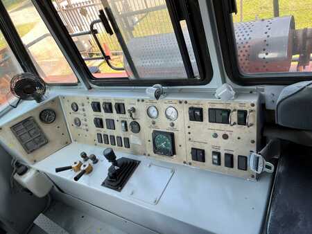 Miscelaneo  Shuttle Wagon SWX 435 Rail Car Mover (6) 