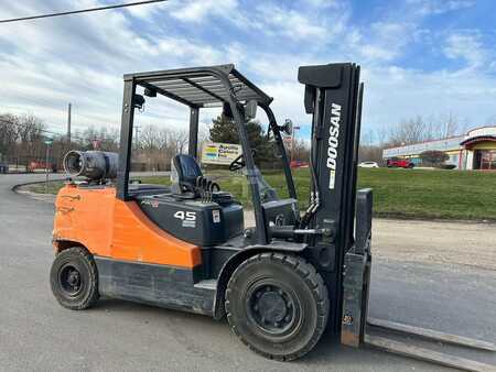 Propane Forklifts 2018  Doosan G45S-5 (2)