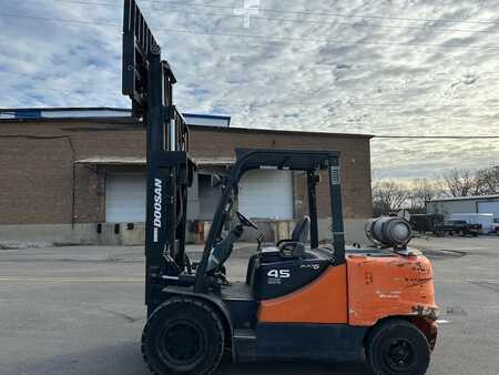 Propane Forklifts 2018  Doosan G45S-5 (6)