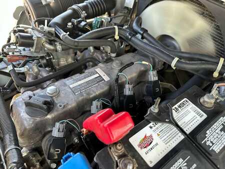 Gázüzemű targoncák 2017  Nissan MCP1F2A25LV (10) 