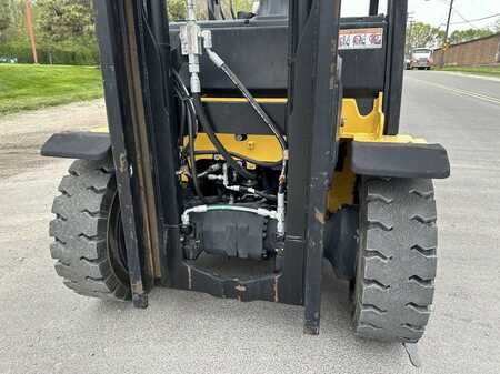 Propane Forklifts 2014  Yale GLP120VX (14) 