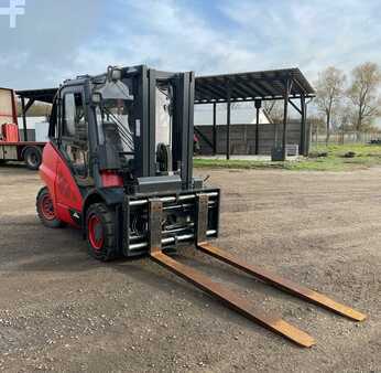 Gas gaffeltruck 2014  Linde LINDE H50T CONTAINER (1)