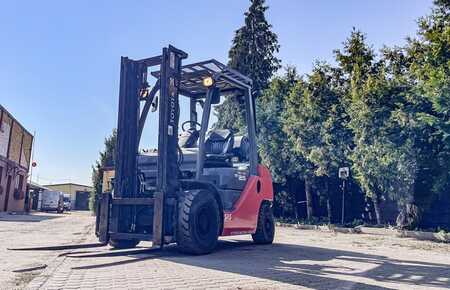 Propane Forklifts 2014  Toyota 02-8FGF25 (3)