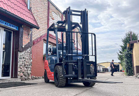 LPG Forklifts 2023  Toyota 02-8FGF15 (3)