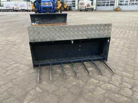 Ostatní 2019  Iseki TM 3267 AHL K (12005269) (17)