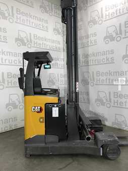 Carretilla retráctil de 4 vías 2022  CAT Lift Trucks NRM25N3 (3)