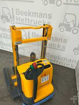 Wózek wysokiego podnoszenia 2014 Jungheinrich EJC B12 (4)