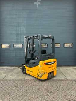 Elektryczne 3-kołowe 2015 Jungheinrich EFG216k (2)