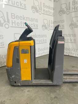 Plocktruckar horizontal 2016  Jungheinrich ECE 225 (3)