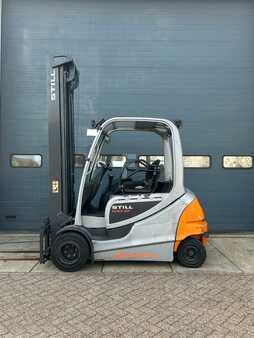 Elektryczne 4-kołowe 2016  Still RX 60-35 (1)