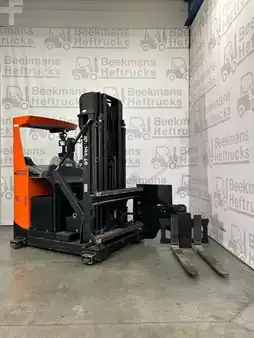 Chariots latéraux 2018  Toyota VRE150 (2)