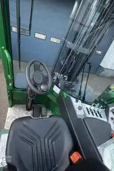 Chariots multidirectionnels 2024  Combilift C4000ET (2)