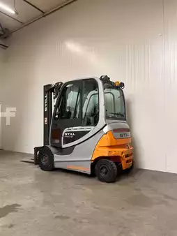 Electric - 4 wheels 2018  Still RX 60-25 (2)