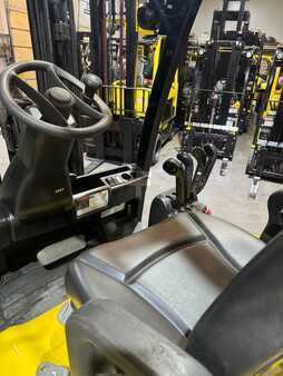 4 Wheels 2020  Yale erc060vgn (10)