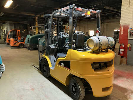Propane Forklifts 2022  CAT Lift Trucks gp25n (2)